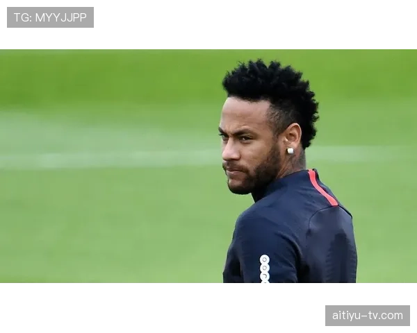 内马尔在巴萨与巴黎战术体系中的核心作用与权重差异解析